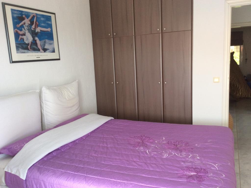 Red House Villa Gerakini Phòng bức ảnh